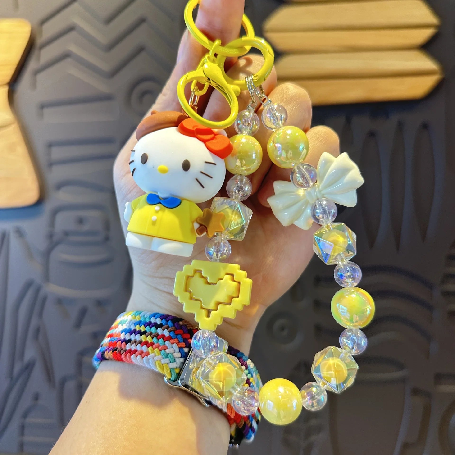 New HelloKitty Anime Keychain, Sanlio Creative Beaded Mobile Phone Chain, Bag Pendant, Fashion Accessories, Girl Gifts